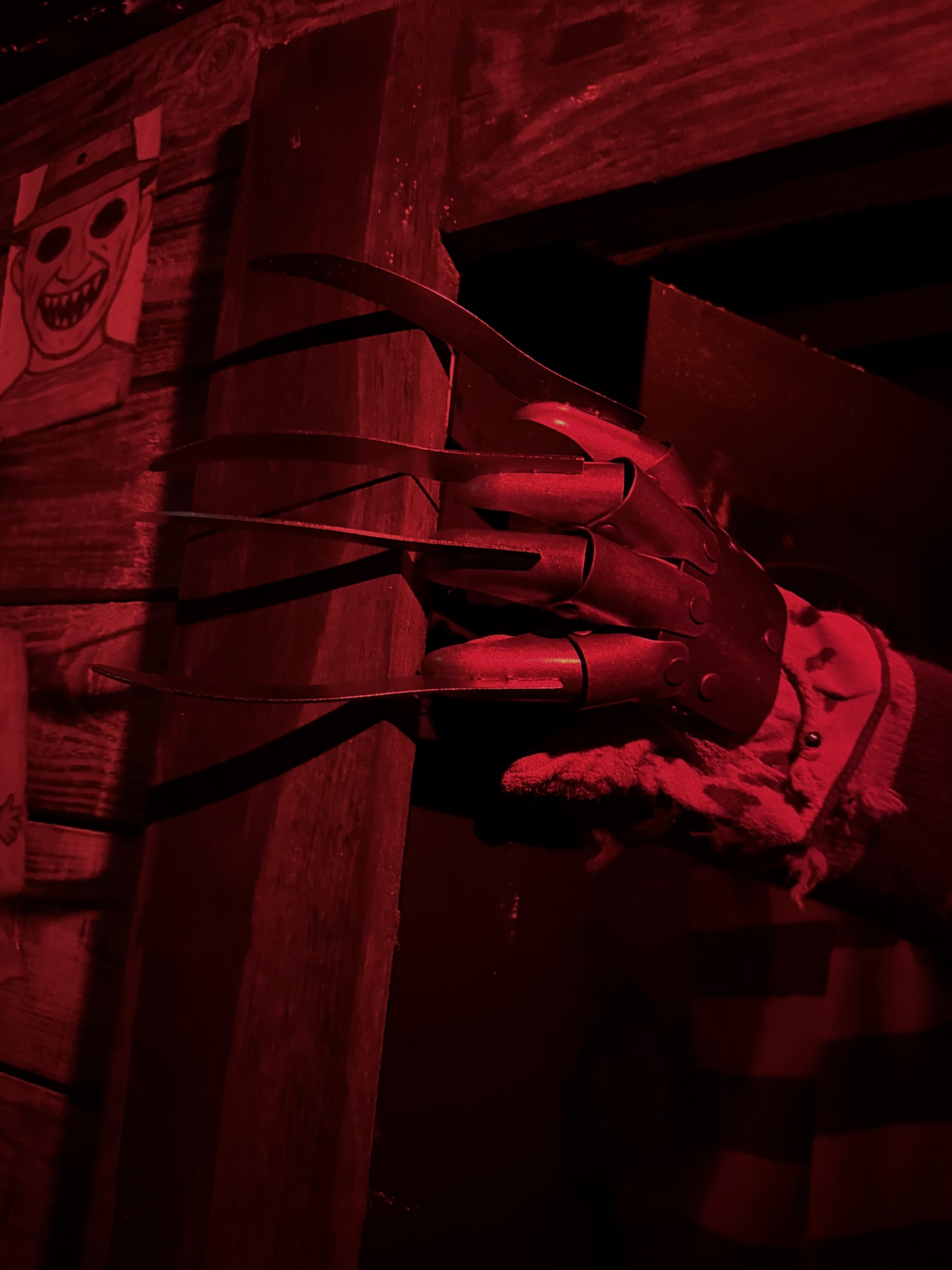 Хорор, з 2 акторами Кошмар Фредді 